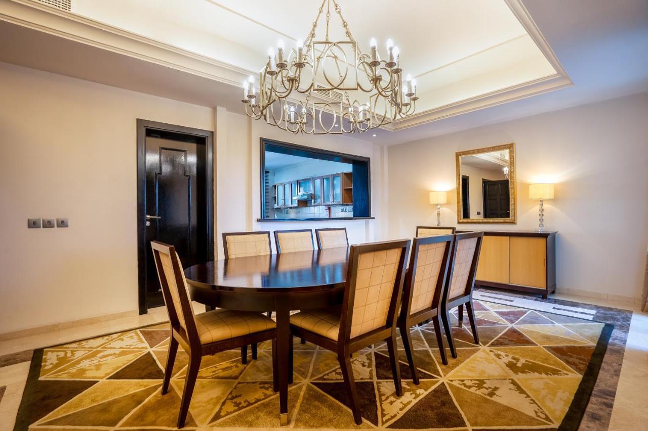 Grand Hyatt Doha Hotel & Villas Exteriér fotografie A dining room