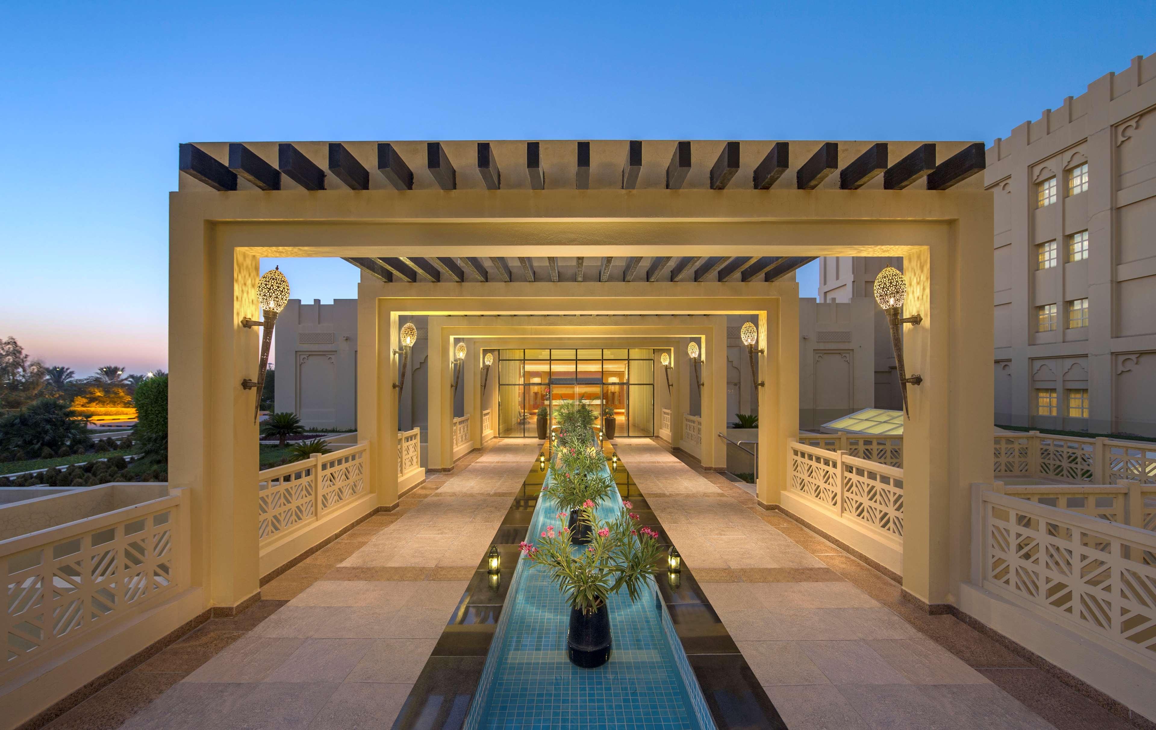 Grand Hyatt Doha Hotel & Villas Exteriér fotografie The Westin Dubai