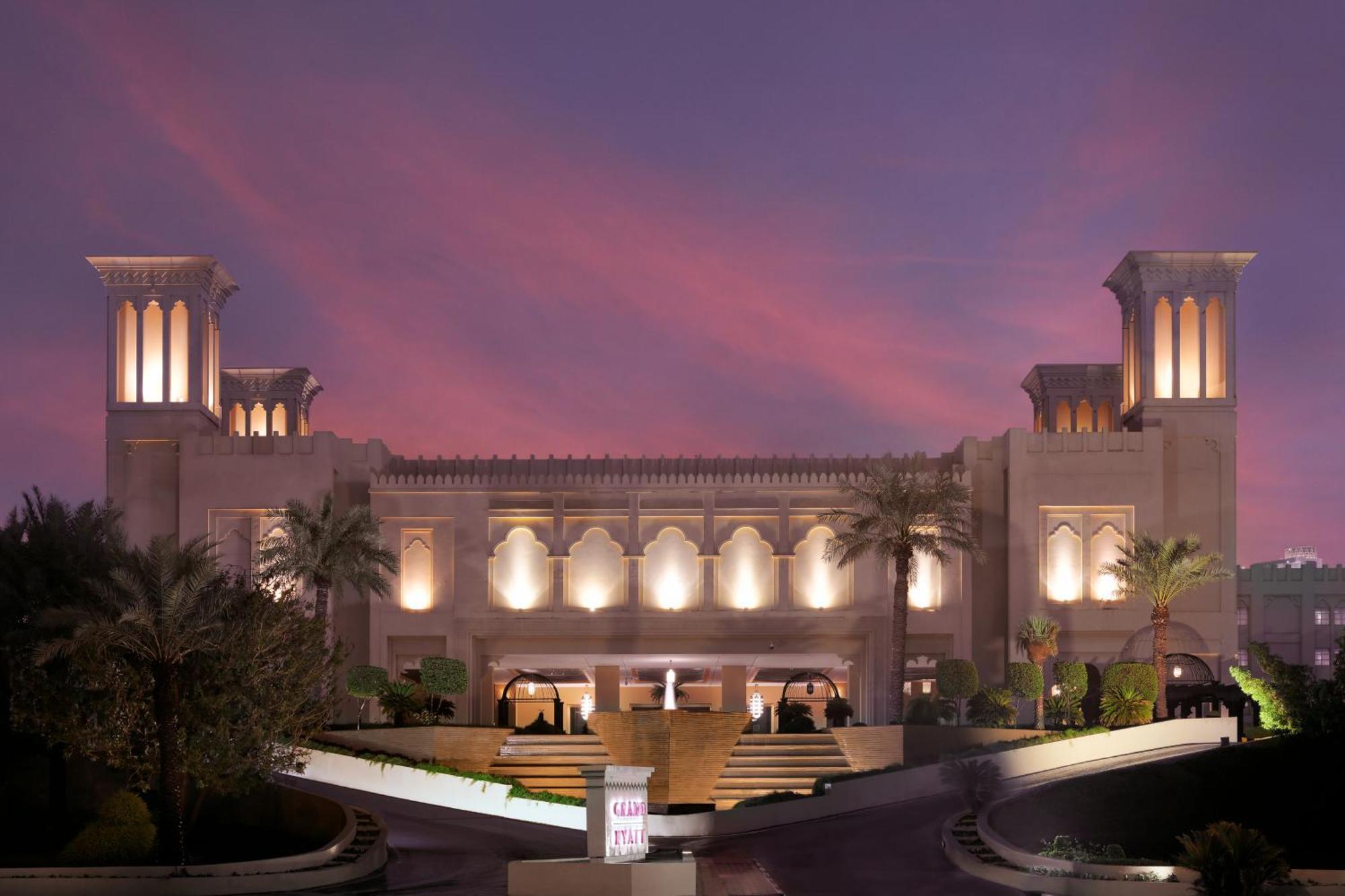 Grand Hyatt Doha Hotel & Villas Exteriér fotografie The Ritz-Carlton, Manama
